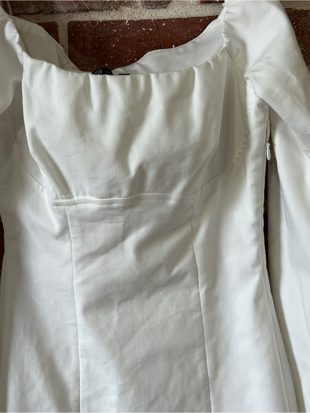 Zara White Off-Shoulder Long-Sleeve Mini Dress - Picture 4 of 5